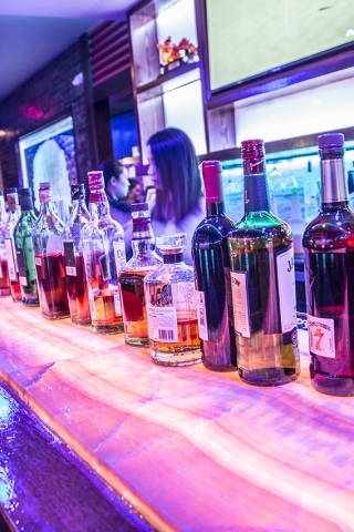 bar